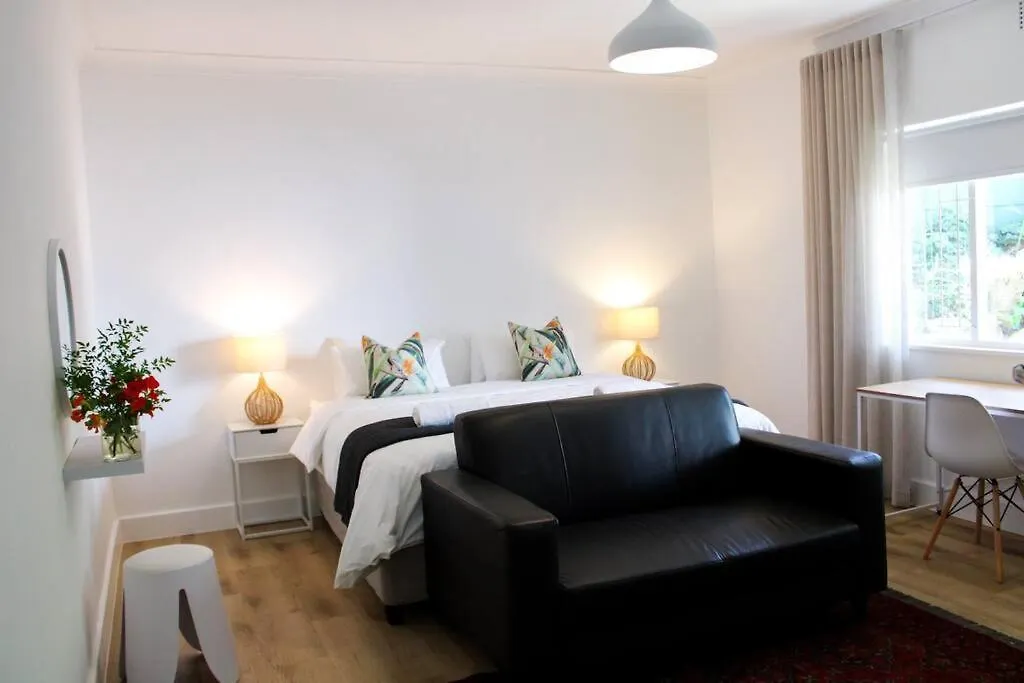 Luxury Poolside Villa Irene Cape Town Holiday home