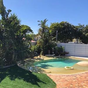 V Cape Town